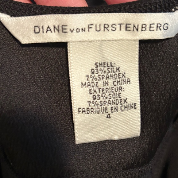 Rare Vintage Diane Von Furstenberg black little dress. Worn once. - Picture 10 of 13